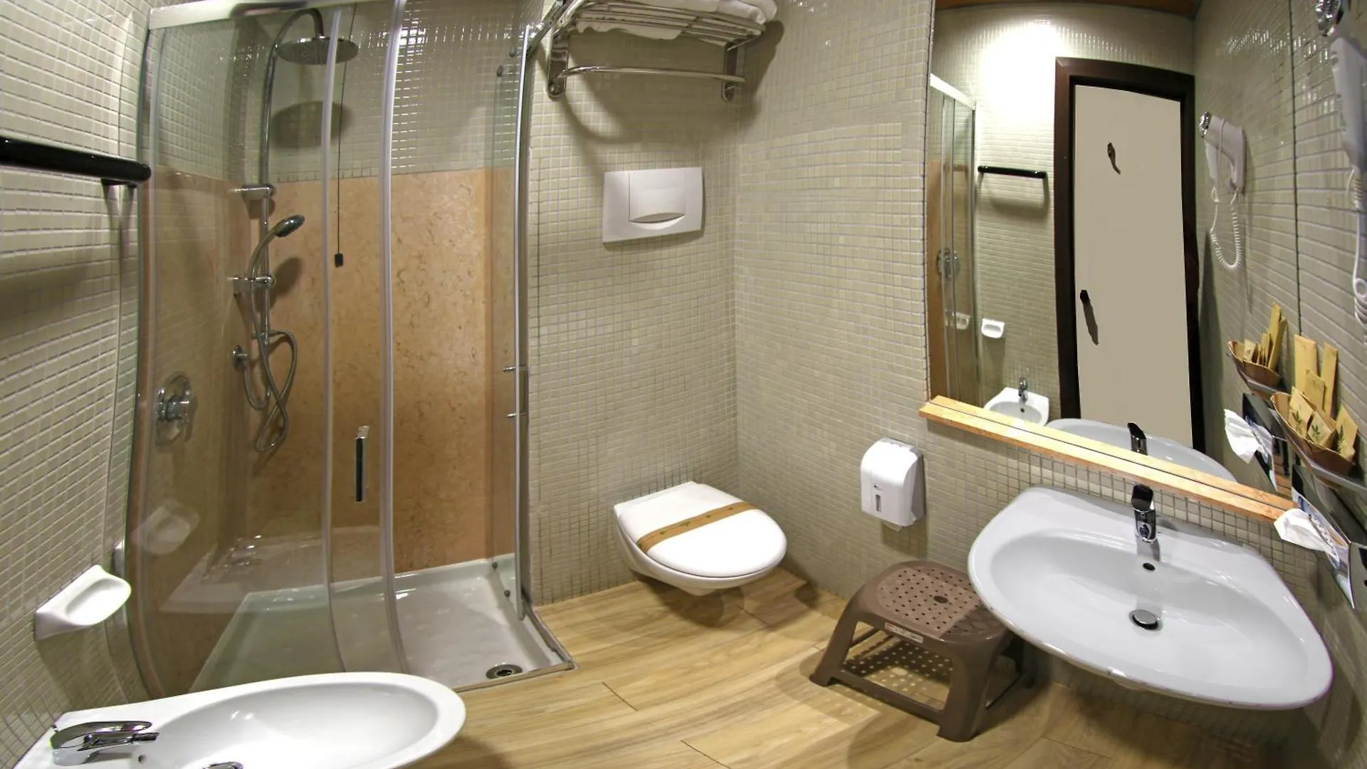 Hotel La Pauel Сирмионе
